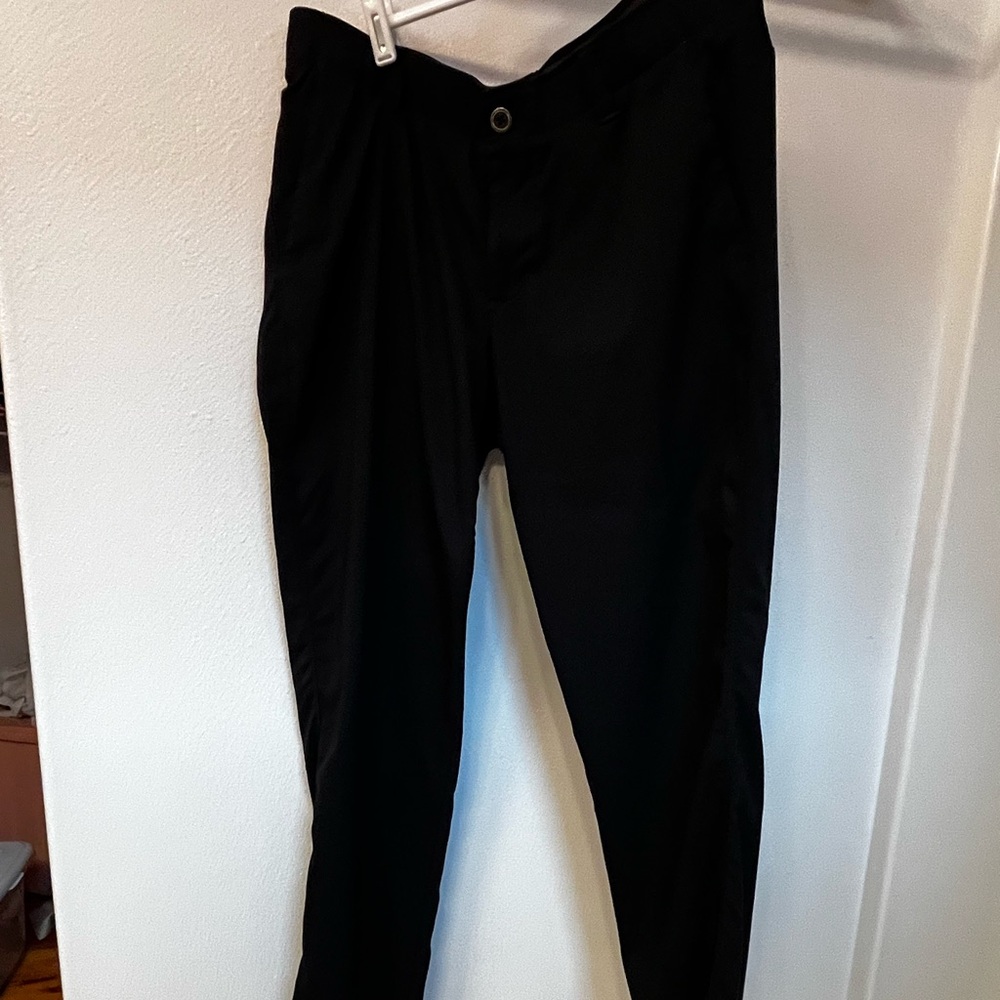 Under Armour Men's Black Pants - Picture 2 of 4